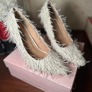 White Fuzzy Heels 👠